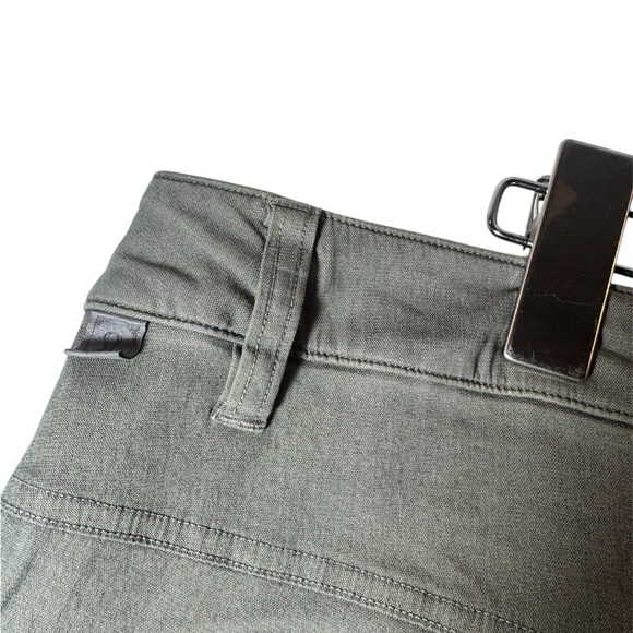 Lululemon ABC Pant Classic 34” - Size 38 - Picture 8 of 9